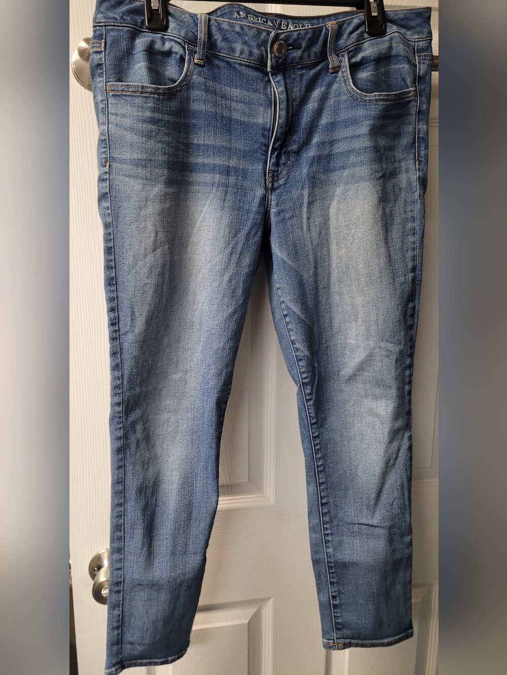 American Eagle Outfitters Light Blue Skinny Jeans